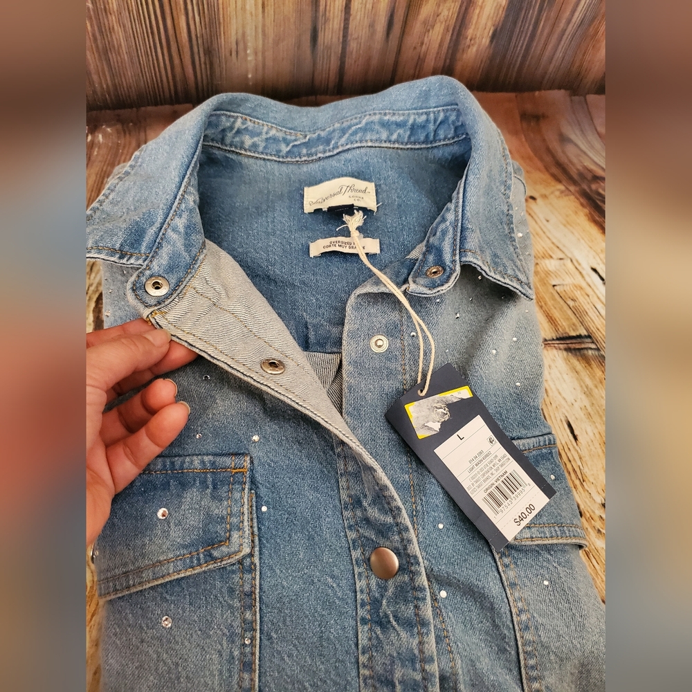 Universal Thread Oversized Denim Jacket NWT - image 6